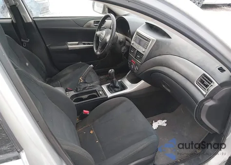 2010 Subaru Impreza 2.5I Premium z USA, uszkodzony, nr VIN JF1GH6B68AG820630